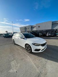 Fiat Tipo 1.3 Mjt S&S SW Lounge