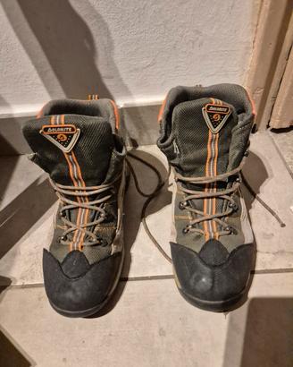 Scarponcini trekking 