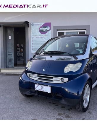 SMART fortwo coupé pure cdi