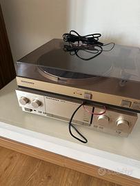 Impianto con giradischi e amplificatore Marantz