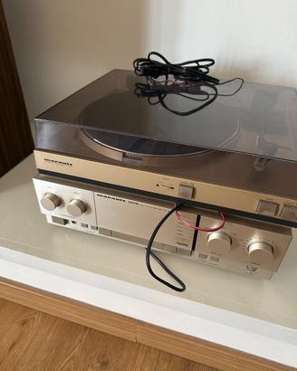 Impianto con giradischi e amplificatore Marantz