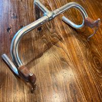 Manubrio bici da corsa ITM Mondial