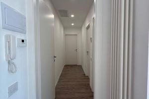 Appartamento Ristrutturato con Sottotetto e Garage