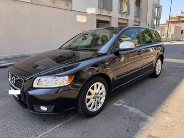 VOLVO V50 1.6 DIESEL PERFETTA !!!!