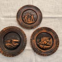 Set 3 piatti decorativi in rame sbalzato vintage