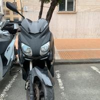X max 125