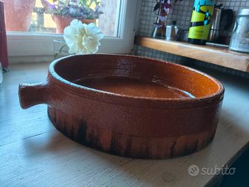 paellera in terracotta