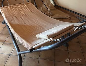 Amaca da giardino con struttura