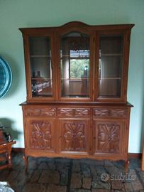Credenza antica in legno