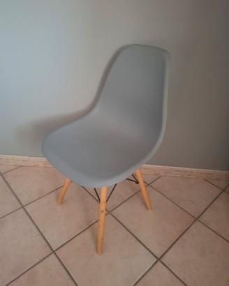 4 sedie grigio  chiaro