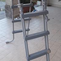 Scaletta per piscina fuori terra