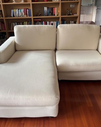 Divano 2 posti con chaise longue