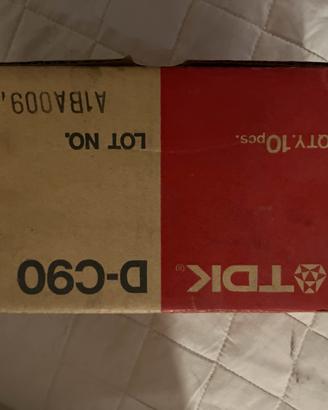 Musicassetta tdk D-C90