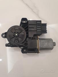 Motorino Alzacristalli anteriore sx  2q1959405e 