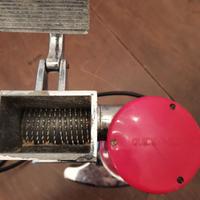 Grattugia elettrica Quick-Mill