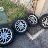 Cerchi lega 16 fiat con gomme