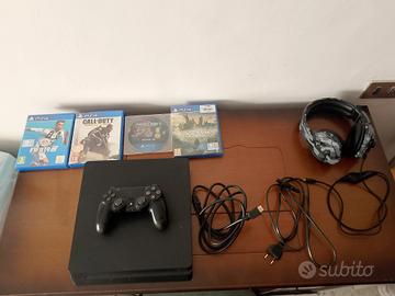 PS4 + Giochi + Cuffie 