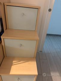 Cassettiera a sclala