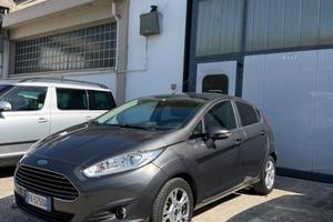 Ford Fiesta 1.5 TDCi 75CV 5 porte ST-Line