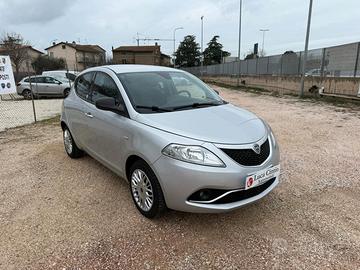 Lancia Ypsilon 1.2 69 CV 5 porte GPL Ecochic Gold