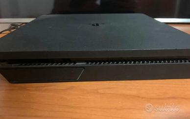 PLAY STATION 4 SLIM