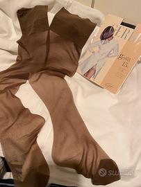 Tre paia di eleganti calze fini  parigine