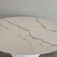 tavolo  ovale saarinen in quarzo  cm.180x110