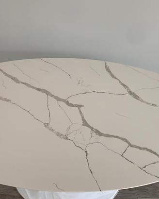 tavolo  ovale saarinen in quarzo  cm.180x110