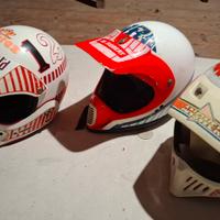 3 Caschi motocross vintage in blocco € 200,00