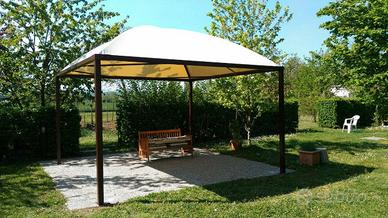 Gazebo piantoni con gronda