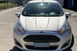 ford fiesta 1.4 benzina e gpl
