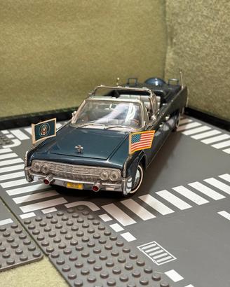 Lincoln Continental X-100 Kennedy 1961 Limousine