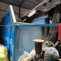 CASSA SCARRABILE CON GRU CON POLIPO