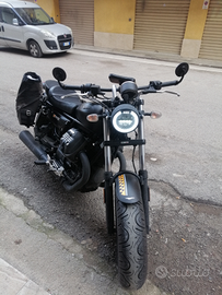 Moto guzzi v9 bobber