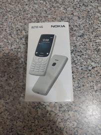Cellulare Nokia 8210 4g nuovo