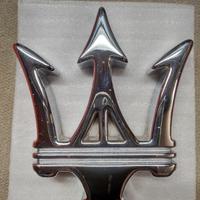 Logo Maserati originale nuovo a 35