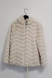 Eco-pelliccia bianca con cappuccio 