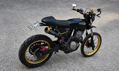 Honda Dominator NX650 Scrambler