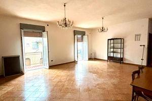 Appartamento sito a Pietraperzia (Enna)