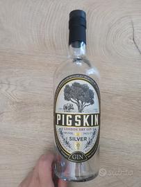 Bottiglia vuota di Gin Pig Skin
