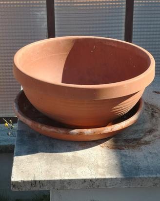 Ciotola grande per fiori in plastica e sottovaso