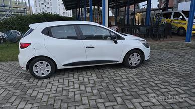 RENAULT CLIO 2017