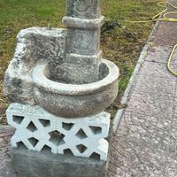 Fontana antica giardino