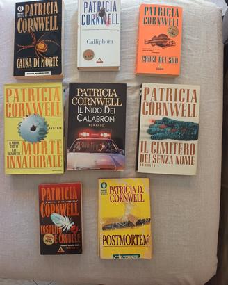 lotto 8 libri di Patricia Cornell