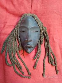 Maschera africana Dan femminile