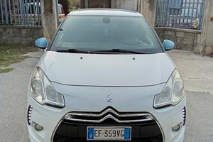 DS3 3 1.4 HDi 70 Just Black 011
