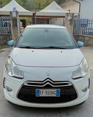 DS3 3 1.4 HDi 70 Just Black 011