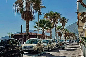 Frontemare Letojanni per 6 persone centro città