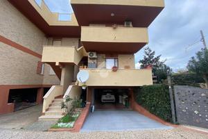 2 LOCALI A SANTA MARINELLA