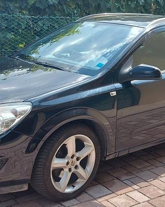 Opel astra station wagon 1.7 CDTI diesel 110 CV